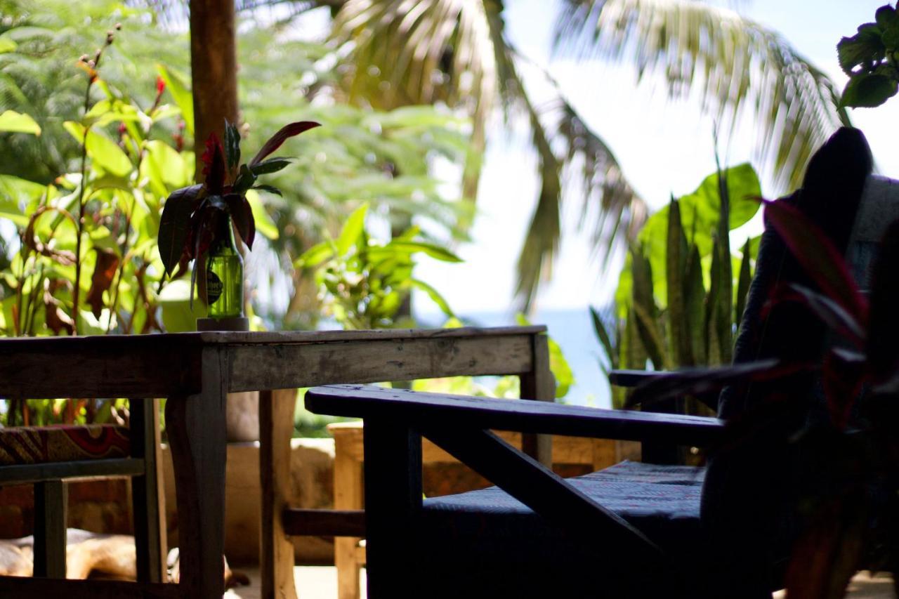 Butterfly Space- A Non-Profit Eco-Lodge Nkhata Bay Exterior foto